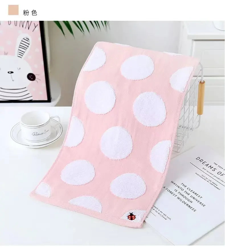 Cotton Children Baby Hand Towel Jacquard Cartoon Embroidery Ladybug Bathroom Washcloth Bath Towel for Kids